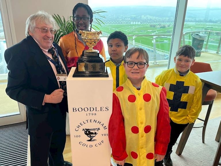 Chris Pitt and School Children with the Cup (1) (1).jpg