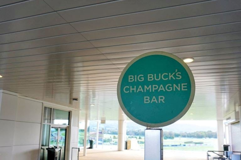 Big Buck’s Champagne Bar (First Floor)