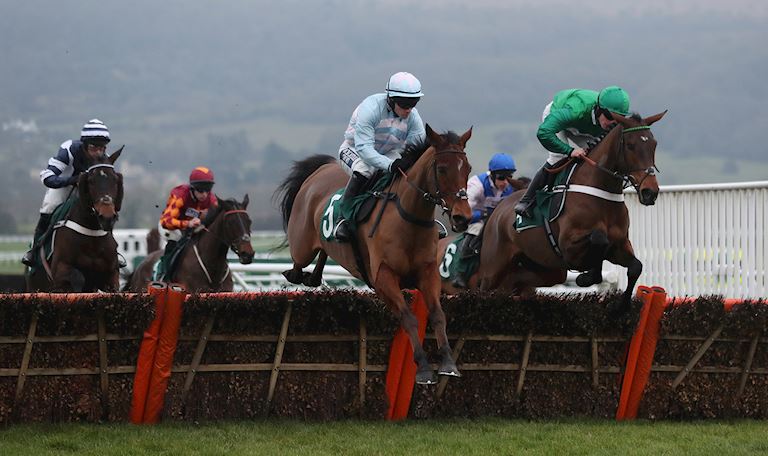 Cheltenham New Year&#039;s Day 2022 | Cheltenham Racecourse