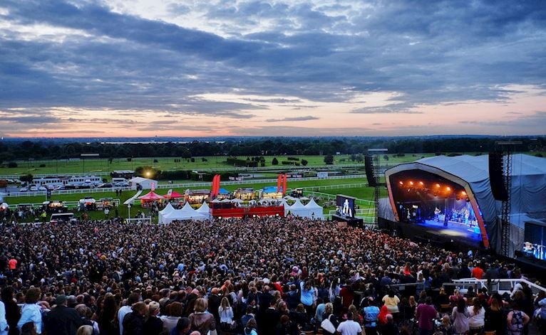 Sandown Park Racecourse