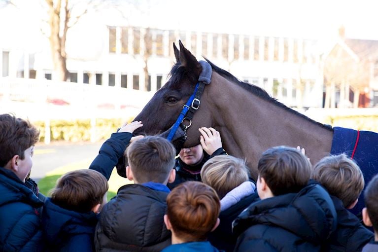 PREMIER LEAGUE GIANTS JOIN AINTREE RACECOURSE TO PROMOTE LIVERPOOL AS CITY OF SPORTING EXCELLENCE TO