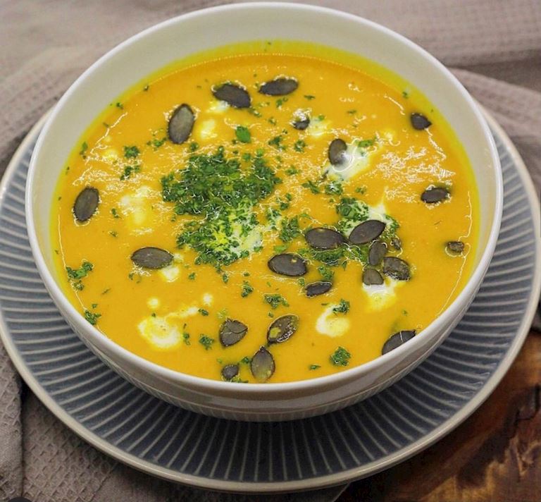 Thai Pumpkin & Coconut soup 